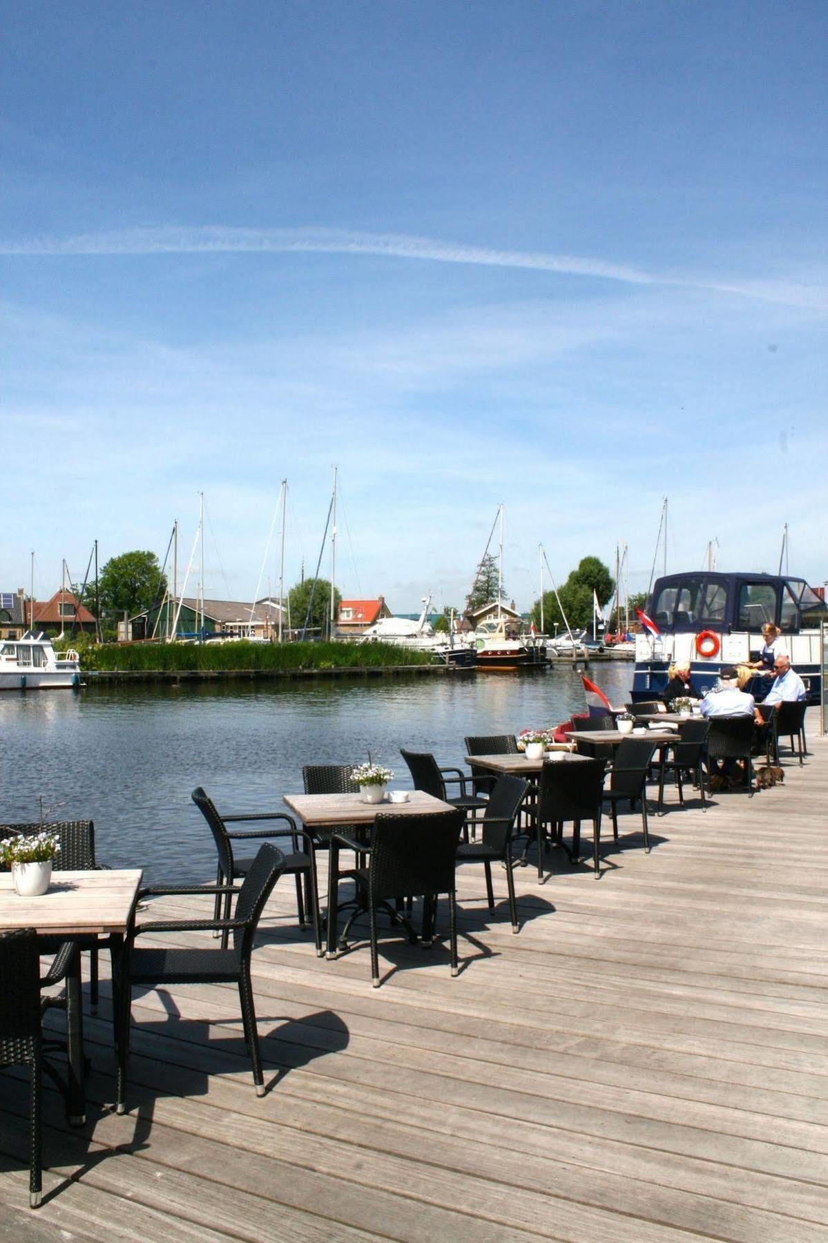 Hotel Oostergoo Grou Exterior foto
